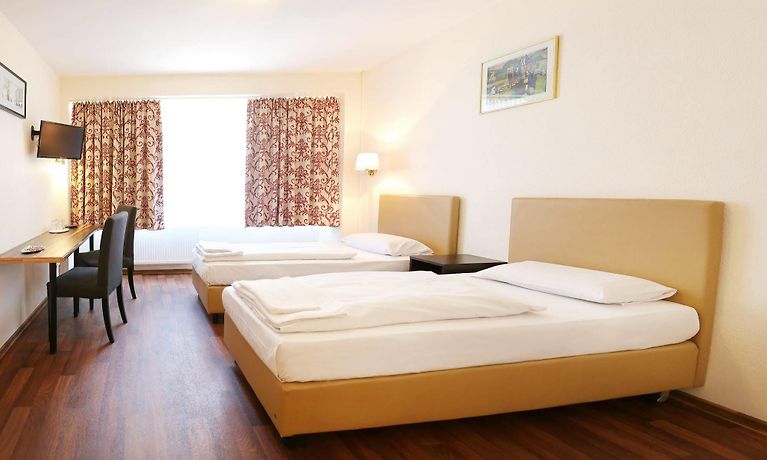 Pension Alpha Frankfurt City Frankfurt Am Main